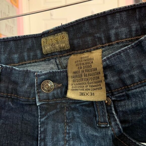 Jeans - Picture 3 of 6